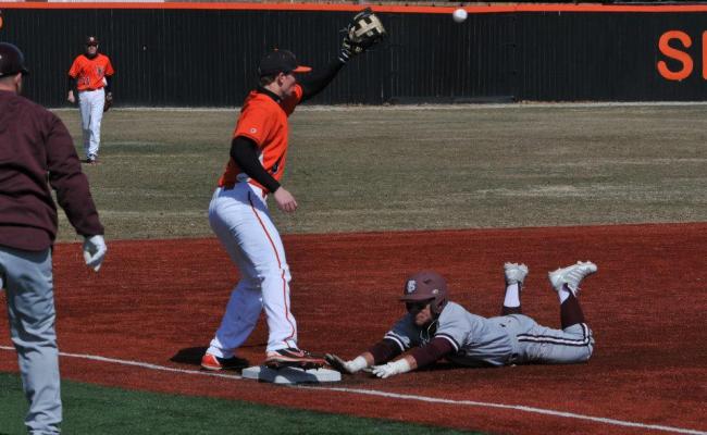 Baseball Split Season Series with #15th Ranked Neosho