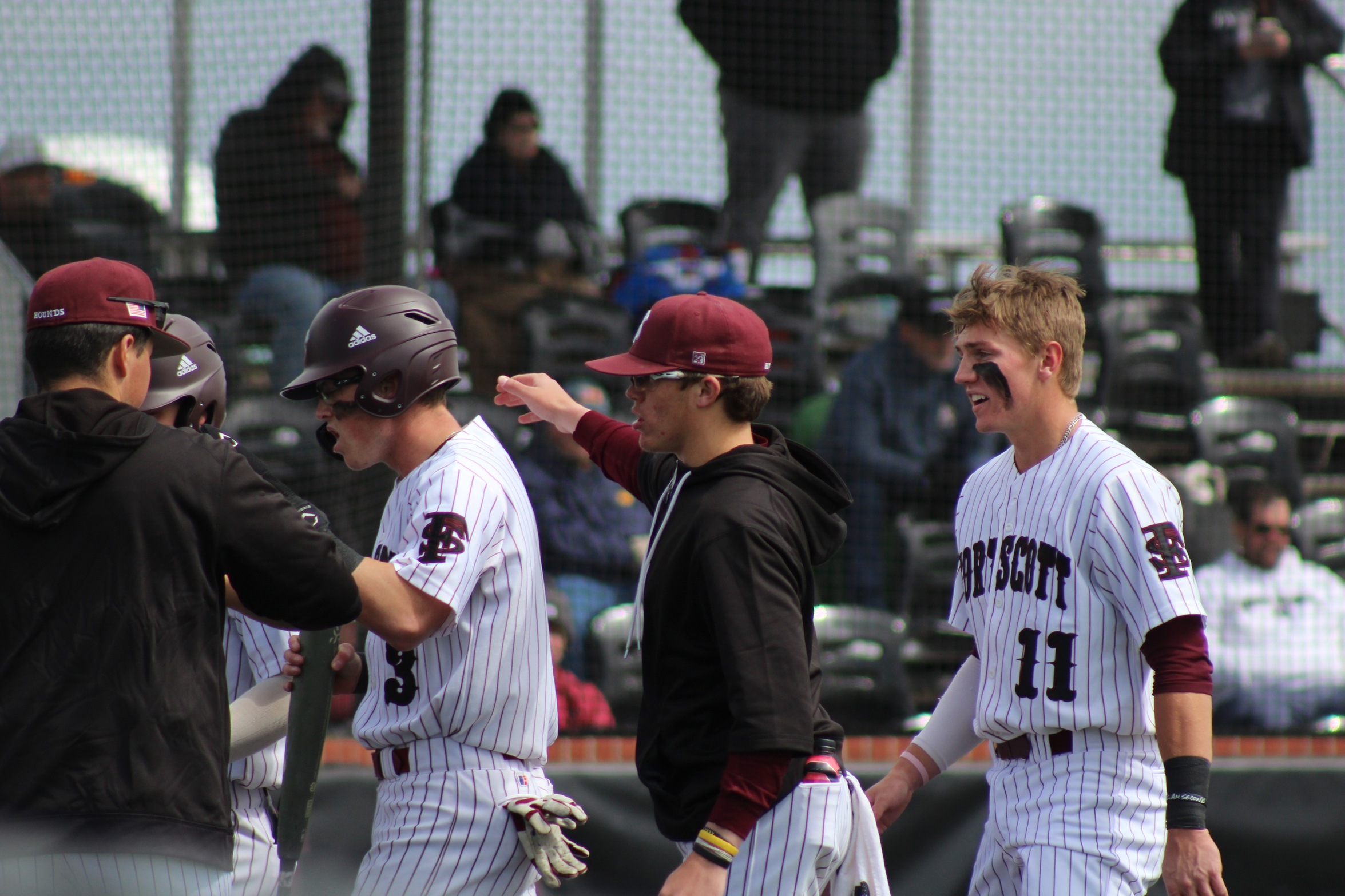 Greyhounds Fall To Johnson County In Extra Innings