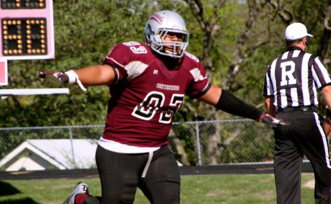 Greyhounds Offense Overpowers the Pirates 54-17