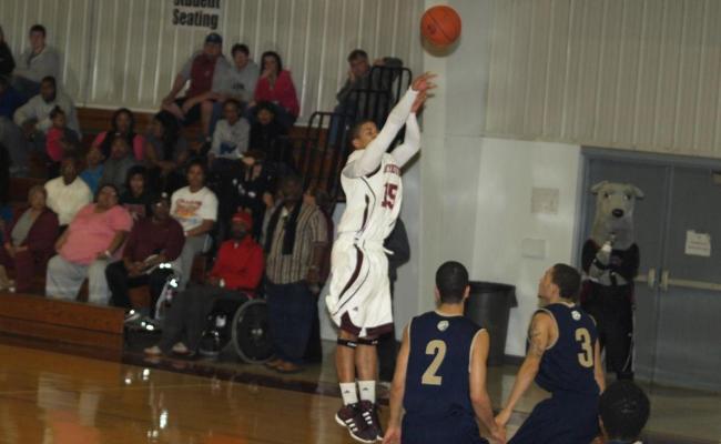 Men's Greyhounds Beat Pre-Season #8 Penn Valley