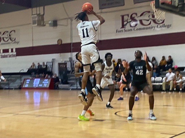 Simon Drops 26 as Hounds take down Link Year Prep