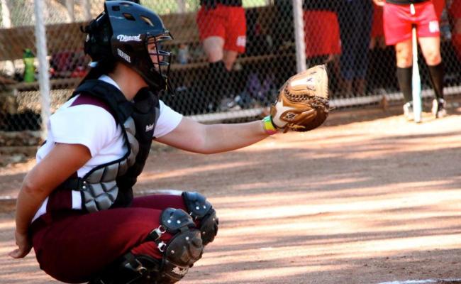 Lady Hounds Take First Win