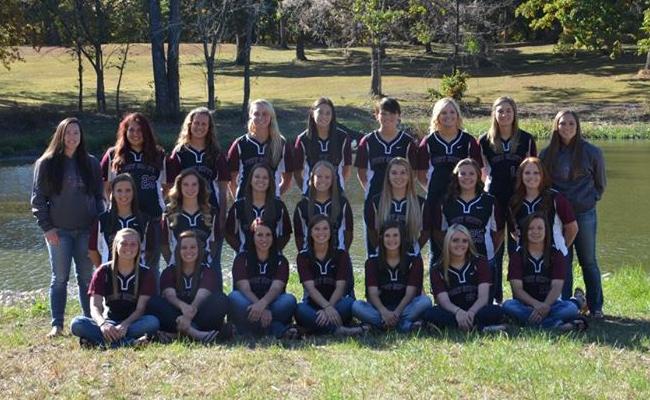 Lady Hounds Start with Season Sweep