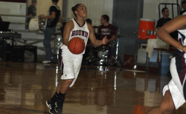 Women's Basketball Goes 2-0 on the Weekend