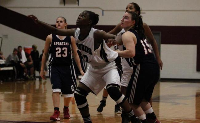 Lady Hounds Go 0-2 in Iowa Western Classic