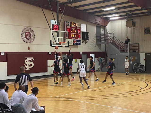 Hounds Fall Short To KCKCC